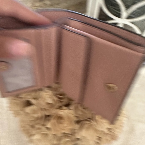 New Tory butch blake wallet - Picture 4 of 5